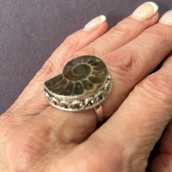 Sterling Silver Fossil Shell Ring - Picture 5 of 8